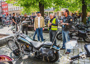 2022-05-07 Otwarcie sezonu motocyklowego Rynek (93)
