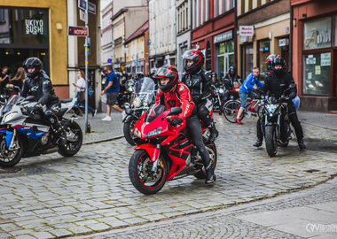 2022-05-07 Otwarcie sezonu motocyklowego Rynek  (48)