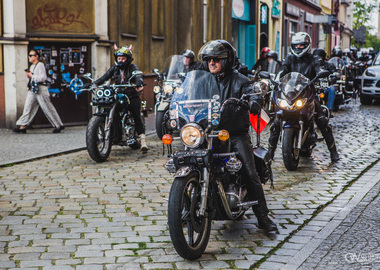2022-05-07 Otwarcie sezonu motocyklowego Rynek  (42)