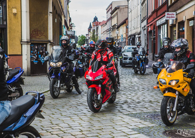 2022-05-07 Otwarcie sezonu motocyklowego Rynek  (38)