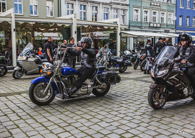 2022-05-07 Otwarcie sezonu motocyklowego Rynek (4)