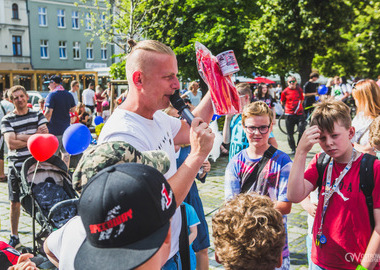 Piknik żużlowy na ostrowskim Rynku (29)