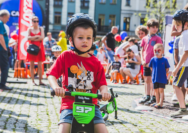 Piknik żużlowy na ostrowskim Rynku (22)