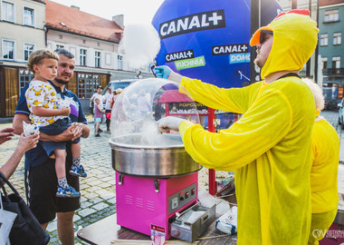 Piknik żużlowy na ostrowskim Rynku (8)