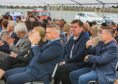 Uroczyste otwarcie Przedszkola nr 2 Jarzębinka w Ostrowie Wielkopolskim  (99)