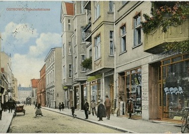 Pocztówka z widokiem ul. Kolejowej, wydana ok. 1904-1913 , MMOW 2586-04