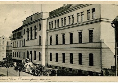 Pocztówka wydana przez ostrowskiego księgarza J.Ciszewskiego, ok. 1930, MMOW 03365