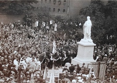 Poświęcenie pomnika kardynała Ledóchowskiego z udziałem kardynała Edmunda Dalbora, 1925, kw. 1776