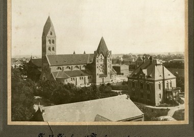 Fotografia z 1906 roku – stary i nowy kościół, MMOW 05034