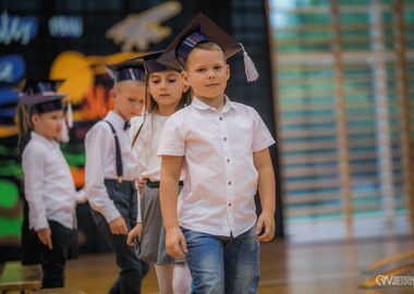 2023-10-05 Ślubowanie klas pierwszych SP11 Ferić (26)