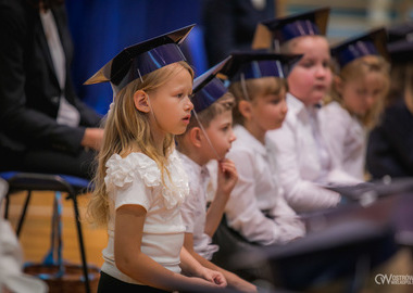 2023-10-05 Ślubowanie klas pierwszych SP11 Ferić (140)