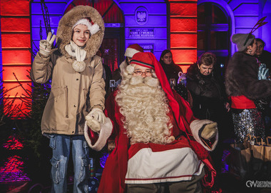 2024-12-06 Mikołaj zapalenie choinki (261)