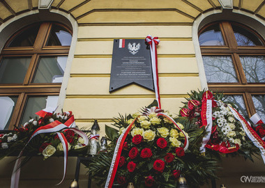 2025-01-19 Tablica pamiątkowa Lecha Kaczyńskiego (438)