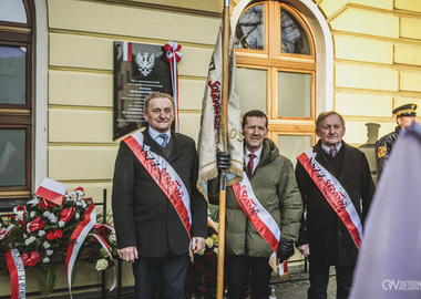 2025-01-19 Tablica pamiątkowa Lecha Kaczyńskiego (412)