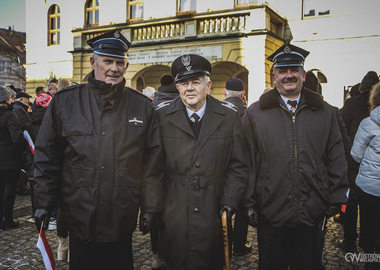 2025-01-19 Tablica pamiątkowa Lecha Kaczyńskiego (377)