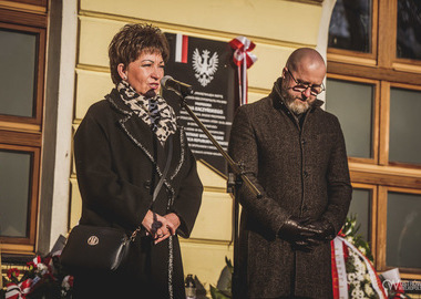 2025-01-19 Tablica pamiątkowa Lecha Kaczyńskiego (352)