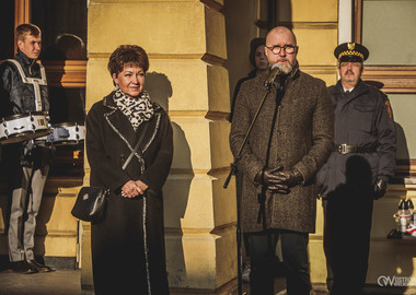 2025-01-19 Tablica pamiątkowa Lecha Kaczyńskiego (325)