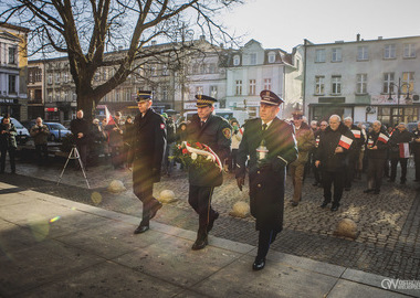 2025-01-19 Tablica pamiątkowa Lecha Kaczyńskiego (278)