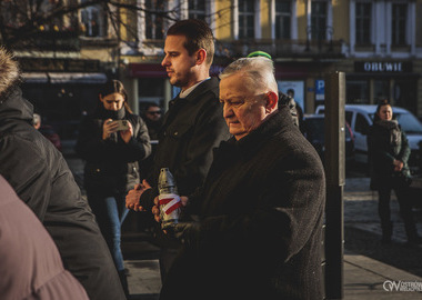 2025-01-19 Tablica pamiątkowa Lecha Kaczyńskiego (238)