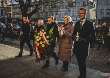 2025-01-19 Tablica pamiątkowa Lecha Kaczyńskiego (224)