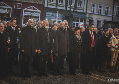 2025-01-19 Tablica pamiątkowa Lecha Kaczyńskiego (100)