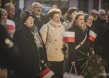 2025-01-19 Tablica pamiątkowa Lecha Kaczyńskiego (95)