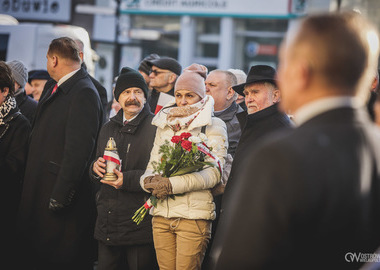 2025-01-19 Tablica pamiątkowa Lecha Kaczyńskiego (68)