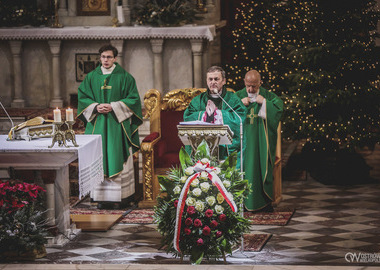 2025-01-19 Tablica pamiątkowa Lecha Kaczyńskiego (9)