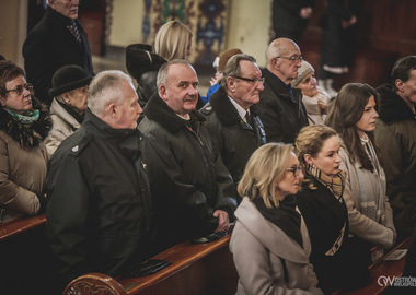 2025-01-19 Tablica pamiątkowa Lecha Kaczyńskiego (5)
