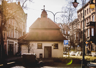 Toaleta na Placu 23 Stycznia (2)