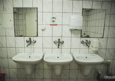 Toaleta na ostrowskim Rynku (37)