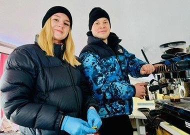 Walentynki 2025 na ostrowskim Rynku (39)