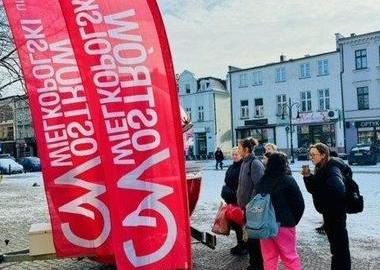 Walentynki 2025 na ostrowskim Rynku (32)