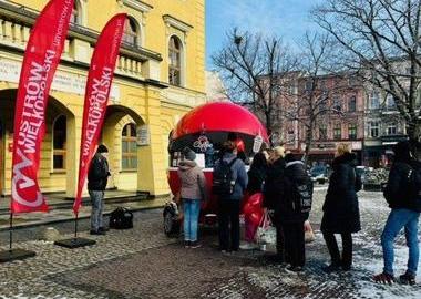 Walentynki 2025 na ostrowskim Rynku (26)