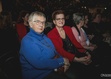 2025-03-17 Raz Dwa Trzy Dzień kobiet koncert (28)