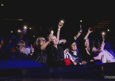 2025-03-17 Raz Dwa Trzy Dzień kobiet koncert (238)