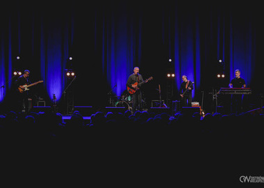 2025-03-17 Raz Dwa Trzy Dzień kobiet koncert (82)