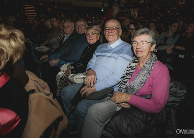 2025-03-17 Raz Dwa Trzy Dzień kobiet koncert (23)