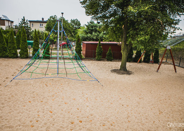 Nowy plac zabaw przy SP7 (18)