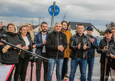 Zielony akcent na 35-lecie samorządu. W Ostrowie Wielkopolskim posadzono Aleję Lipową (3)