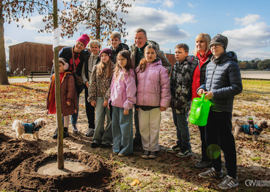 2025-10-19 Święto drzewa Piaski (626)