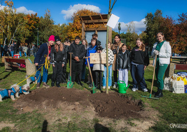 2025-10-19 Święto drzewa Piaski (582)