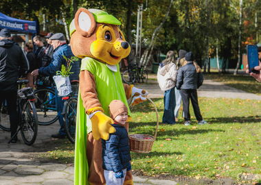 2025-10-19 Święto drzewa Piaski (63)