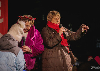 Rozświetlamy ostrowską choinkę. 2025 (70)