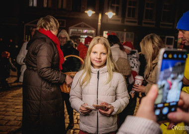 Rozświetlamy ostrowską choinkę. 2025 (41)