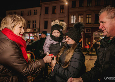Rozświetlamy ostrowską choinkę. 2025 (37)