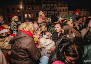 Rozświetlamy ostrowską choinkę. 2025 (31)