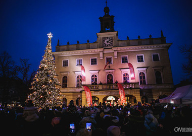Rozświetlamy ostrowską choinkę. 2025  (24)