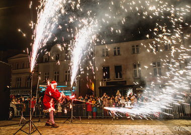 2025-12-07 Ostrowskie Mikołajki (582)