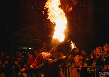 2025-12-07 Ostrowskie Mikołajki (577)